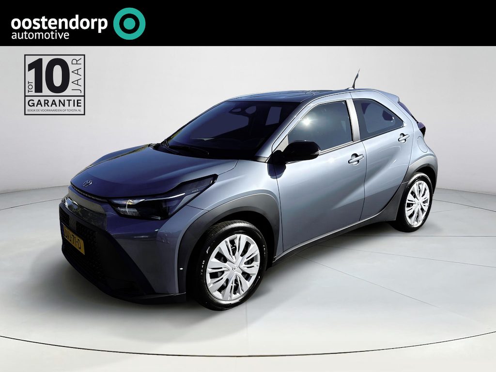Toyota Aygo X Hybrid 115 play | Apple CarPlay/Android auto | Achteruitrijcamera