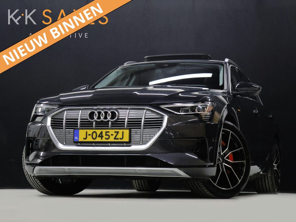 Audi E-tron 55 quattro Business edition Plus 95 kWh [SCHUIFKANTELDAK, APPLE CARPLAY, ANDROID, ADAPTIVE CRUISE CONTROL, STOELVERWARMING, MEMORY SEATS, DIGITAL DASH, PDC V+A, LEDER, ELEKTRISCHE ACHTERKLEP, NAVIGATIE, CLIMATE CONTROL, NIEUWSTAAT