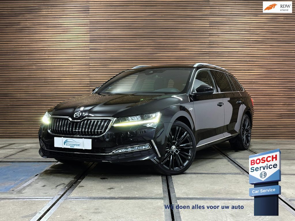 Skoda Superb Combi 1.4 TSI iV Laurin & Klement | Panoramadak | Carplay | Verwarmbare/Ventilatie stoelen | 360° Camera | Leder| ACC