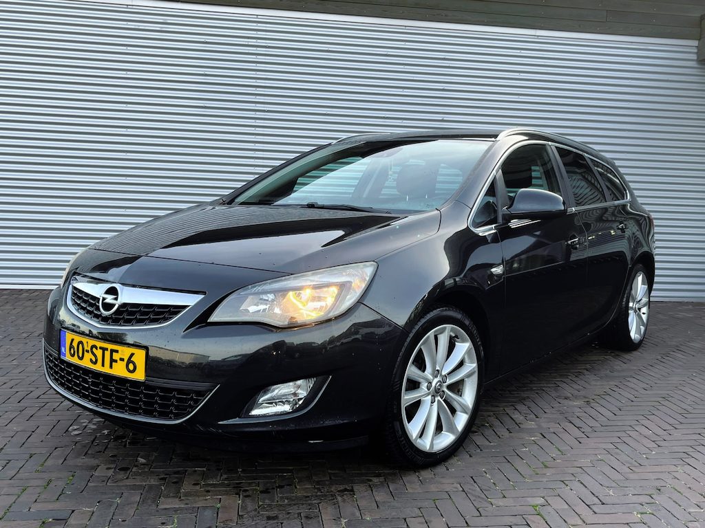Opel Astra Sports Tourer 1.4 Turbo Selection