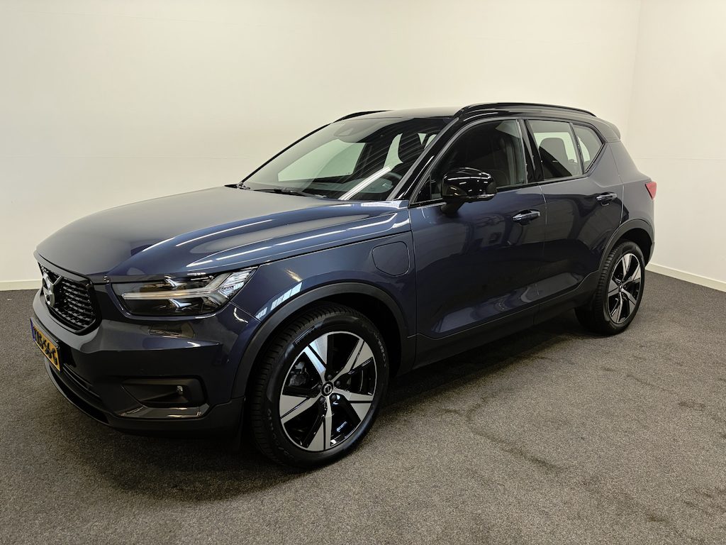 Volvo XC40 1.5 T5 Recharge Inscription Adapt. Cruise/ 360 Cam/ Stuur &Stoel verw./ Bochtverlichting