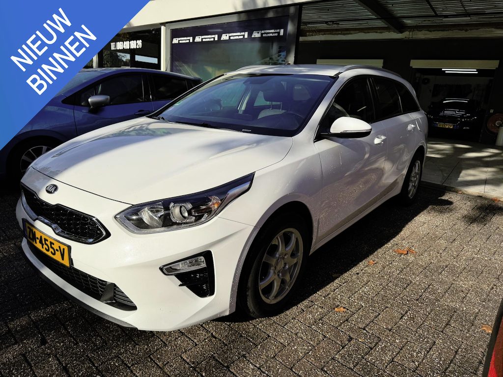 Kia Ceed Sportswagon 1.0 T-GDi DynamicLine | 1E EIGENAAR | 3/6 OF 12MND GARANTIE | CRUISE | TREKHAAK | AIRCO | LMV |