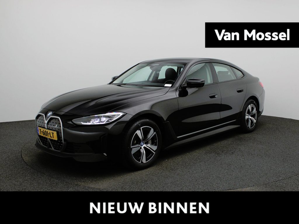 BMW i4 eDrive40 High Executive 84 kWh | WORDT VERWACHT | 360 CAMERA | LEDER | ELEKTRISCHE ACHTERKLEP | STOELVERWARMING | LED VERLICHTING | DIGITAL COCKPIT | CRUISE CONTROL | NAVIGATIE | BLUETOOTH |