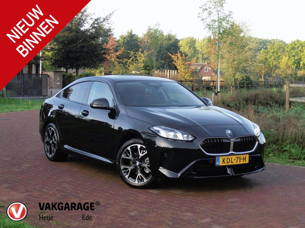 BMW 2-serie Gran Coupé 220 M Sport Design Edition | Dealergarantie t/m 04-2029 | Camera | Sfeerverlichting | Apple Carplay | NL-Auto |