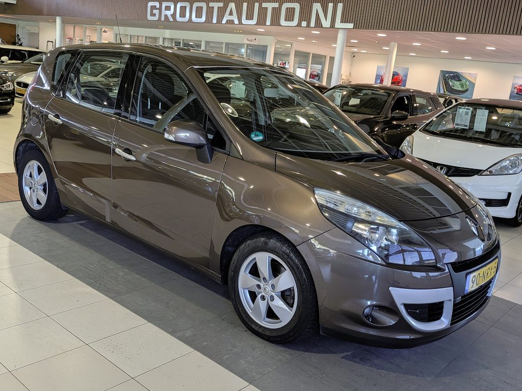 Renault Scenic 2.0 Dynamique Airco, Trekhaak, Cruise Control