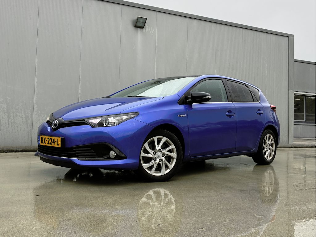 Toyota Auris 1.8 Hybrid Volcano Edition Automaat