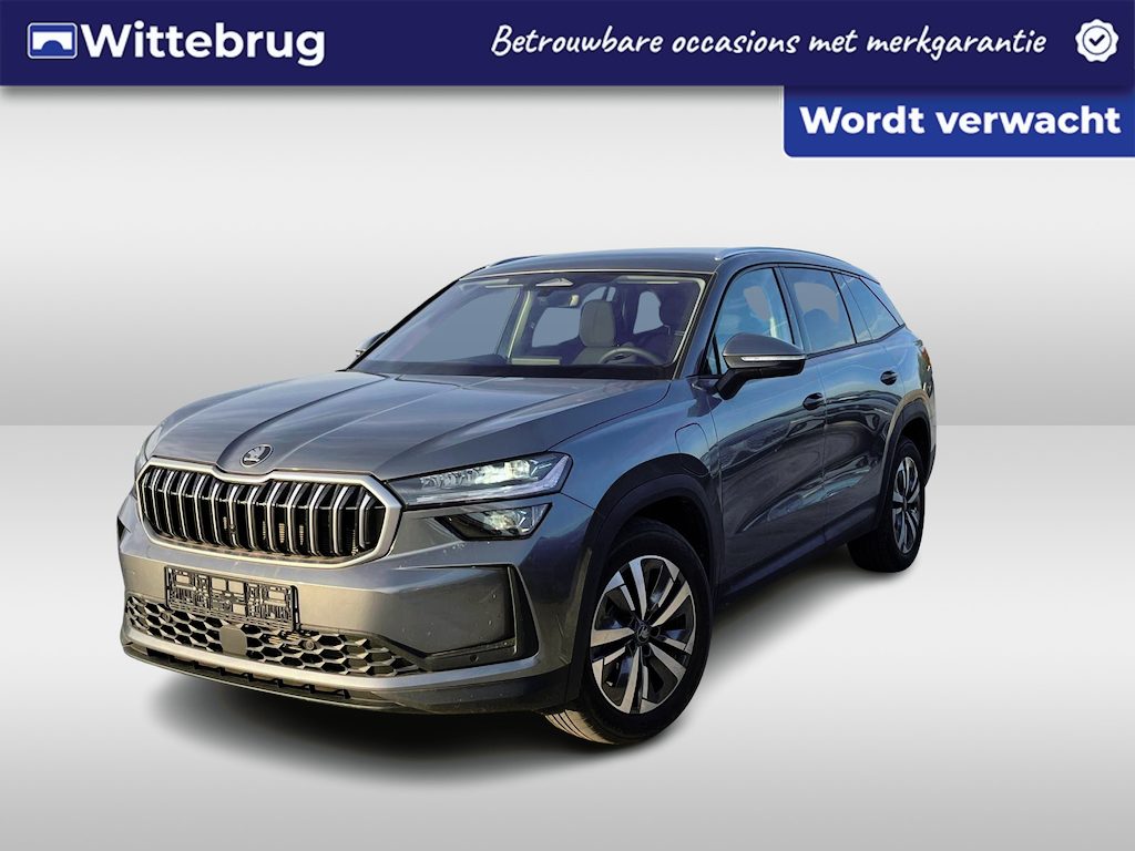 Skoda Kodiaq 1.5 TSI PHEV 204pk Selection Edition / Navigatie / Camera / App-connect / Virtual cockpit / 18"LM velgen Soira Aero trans