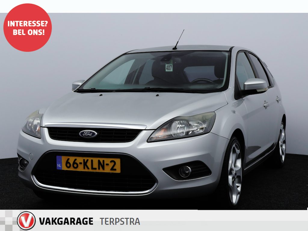 Ford Focus 1.8 Limited/ 18'' LMV/ Keyless-GO/ Voorruitverw./ Navi/ Clima/ LEDER/ Cruise/ Stoelverw./ Elek. pakket/ Bluetooht/ Armsteun/ Multi. LEDER. Stuur/ Mistl./ PDC/ Extra getint glas.