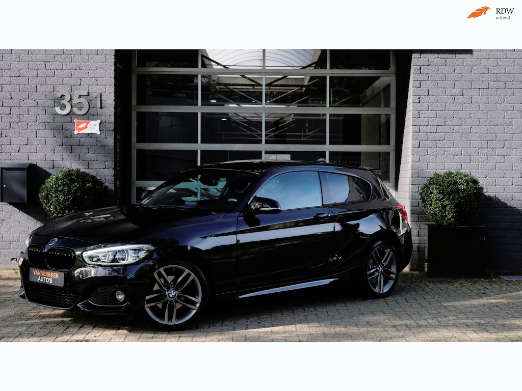 BMW 1-Serie 120i Edition M Sport Shadow High Executive