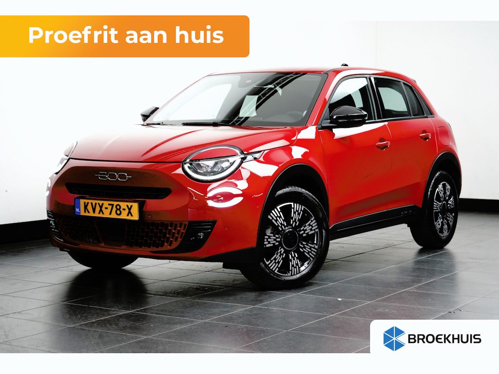 Fiat 600 1.2 Hybrid Icon Camera | Carplay | Navigatie | Cruise | Touchscreen | Clima | Lichmetaal! | Bluetooth | | Achteruitrijcamera | Airco (automatisch) | Apple Carplay/Android Auto|telefoonintegratie premium