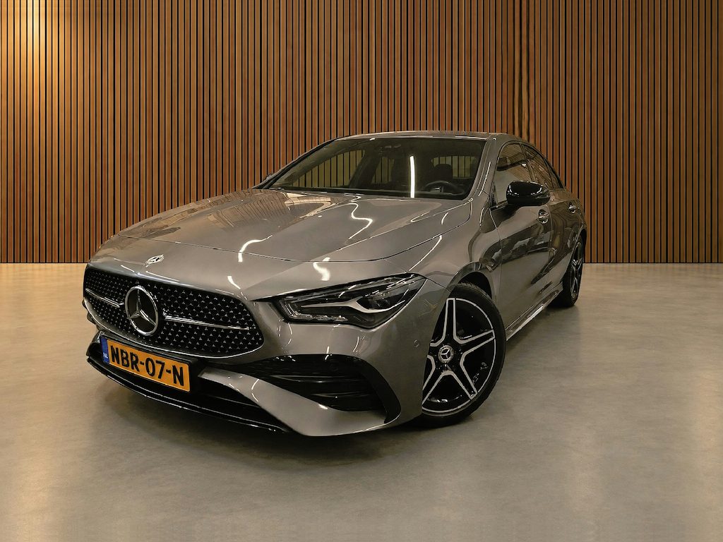 Mercedes-Benz CLA 180 Edition AMG Line 3 stuks op voorraad !