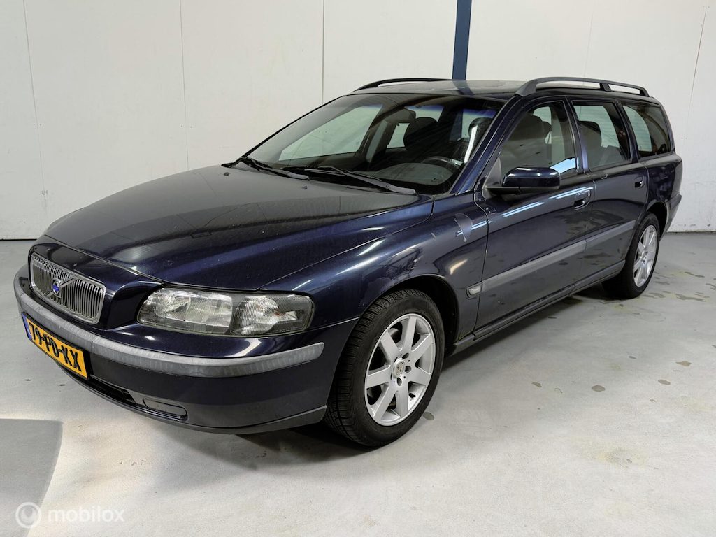 Volvo V70 2.4 Edition II APK 15-10-2027 / RUNNER / EXPORT