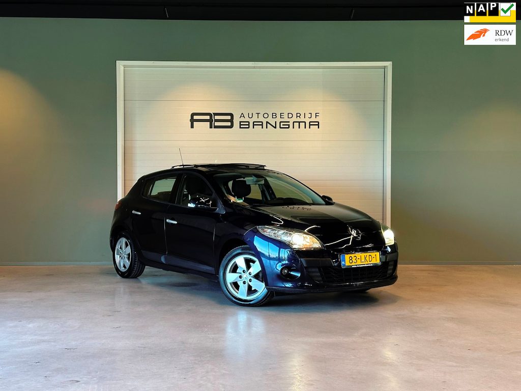 Renault Megane 2.0i 16v 5-DEURS AUTOMAAT DYNAMIQUE|CLIMA AIRCO|NAVIGATIE|SCHUIFDAK|TREKHAAK|CRUISECONTROL|LM-VELG|nwe APK+OH-BEURT