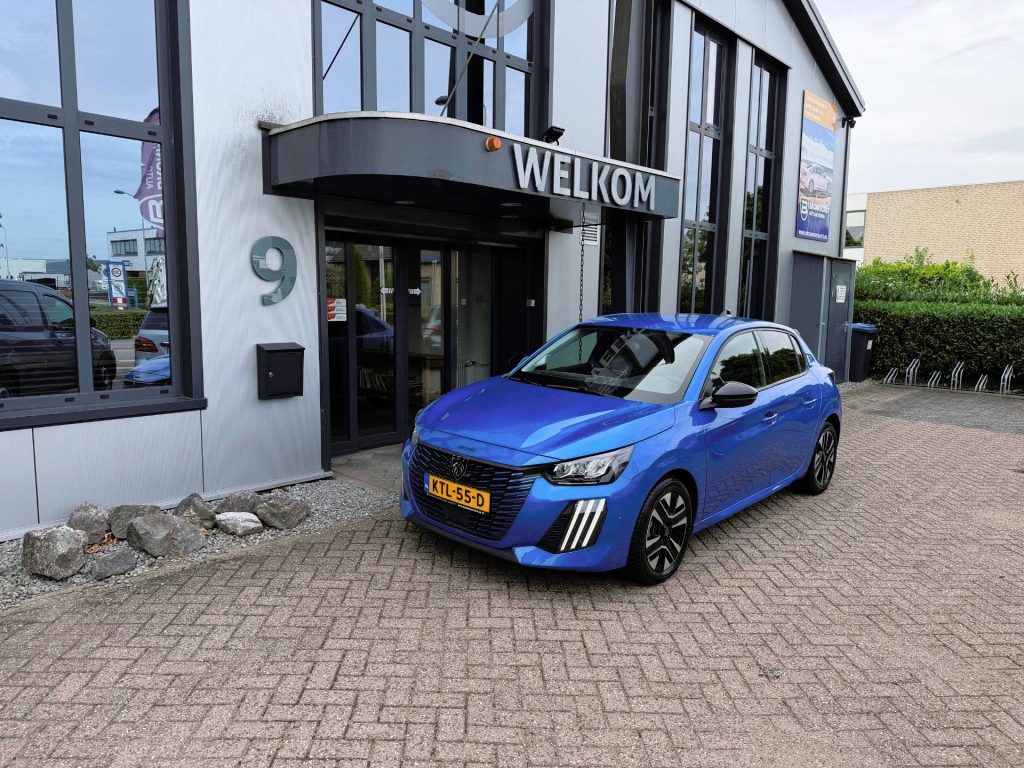 Peugeot 208 1.2 PureTech Allure 100PK Leder, Navi, Carplay/Android, Camera