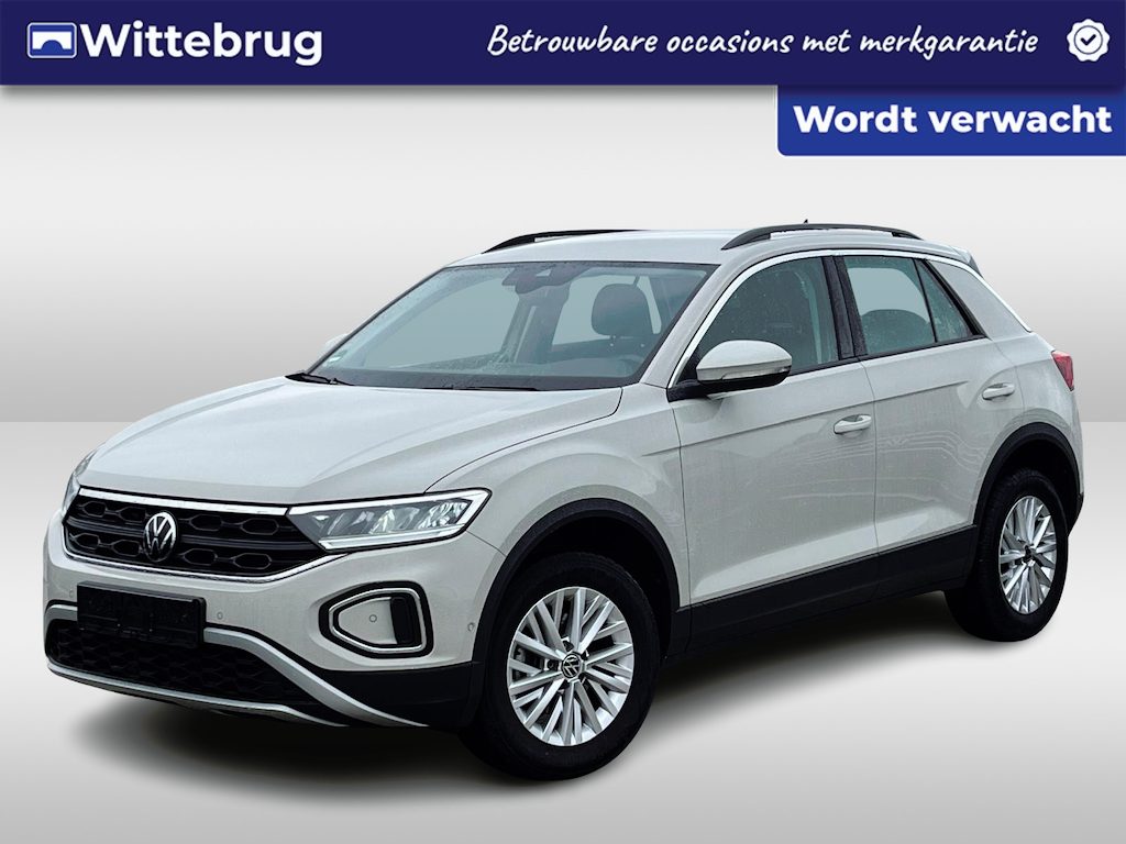Volkswagen T-Roc 1.5 TSI 150PK Life Business / Digitale Cockpit / Achteruitrijcamera / App-Connect / Stoelverwarming / LED