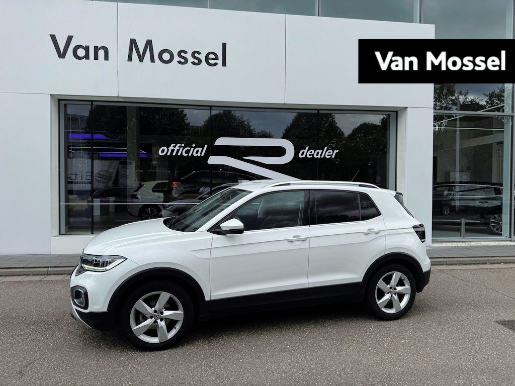 Volkswagen T-Cross 1.0 TSI Style | 116 PK | Automaat | All Season Banden | LED | Trekhaak | Digital Cockpit PRO | Blind Spot (Dodehoek) | Parkeersensoren