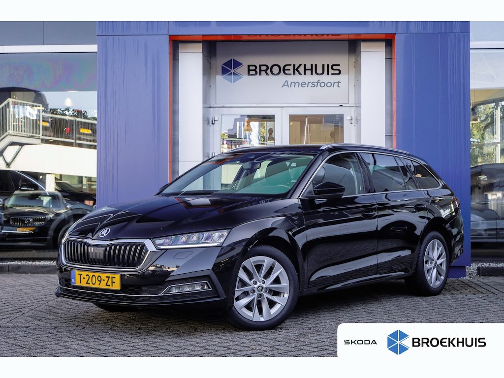 Skoda Octavia Combi 1.0 e-TSI Business Edition Plus | Stoelverwarming | Apple Carplay/Android Auto | Cruise control adaptief | Keyless | Parkeersensoren | Apple Carplay/Android Auto|telefoonintegratie premium | Cruise control adaptief | Keyless entry