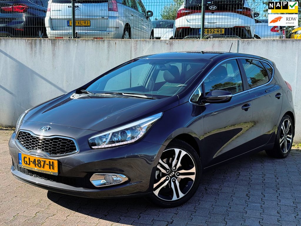 Kia Ceed Cee'd 1.6 GDI BusinessLine/NAVI/CAMERA/28741 KM NAP/DEALER ONDERHOUDEN/1STE EIGENAAR/