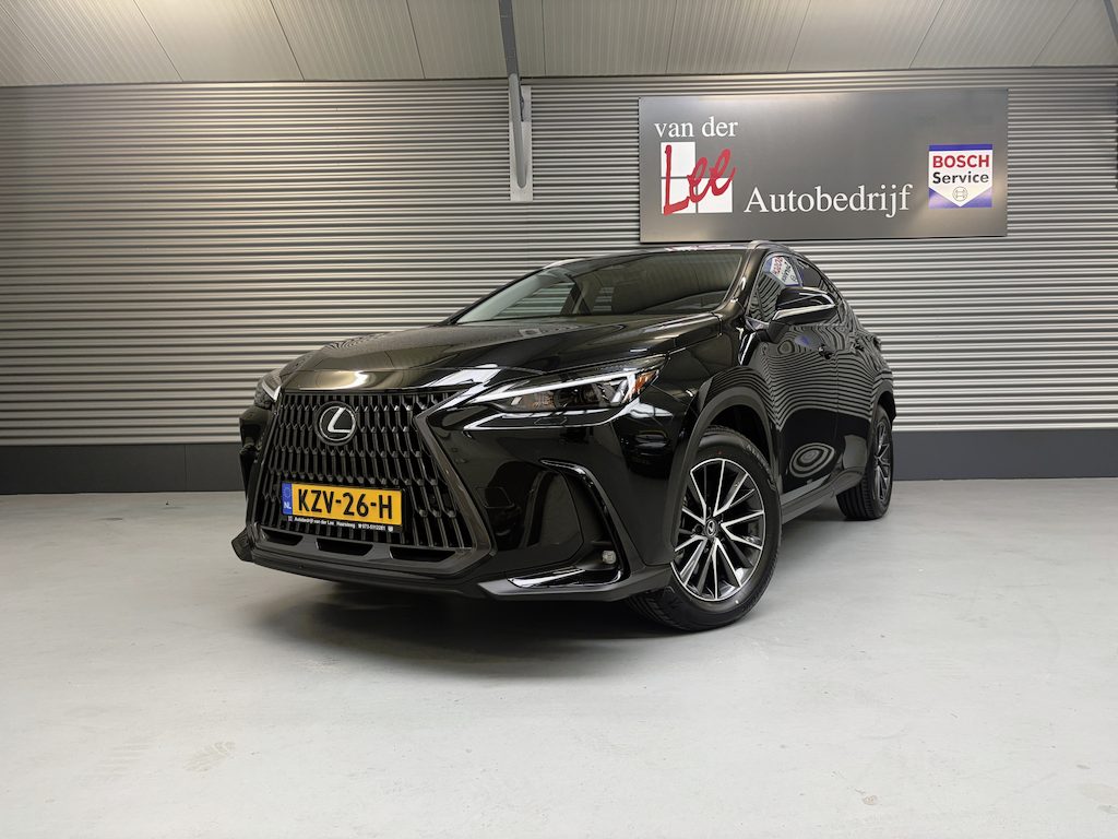 Lexus NX 450h+ AWD LUXERY/1500 KG AHW/TREKH/DODE HOEK/LEER/ENZ