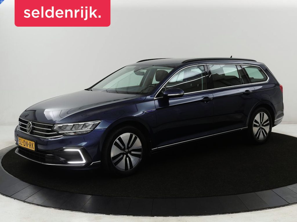 Volkswagen Passat Variant 1.4 TSI PHEV GTE Business | SOH 92,8% | Adaptive Cruise | Stoelverwarming | Massage | Camera | LED | Carplay | Climate control