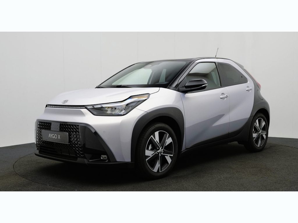 Toyota Aygo X Hybrid 115 pulse Automaat ** Stoelverwarming ** Camera ** Carplay ** Keyless