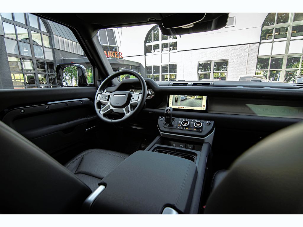 Land Rover Defender LANDROVER 110 P400e S URBAN | Pano.Dak | 22 Inch | 360° Camera | Trekhaak