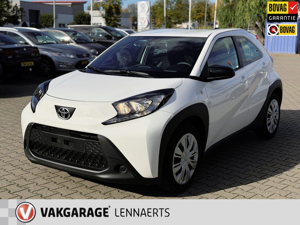 Toyota Aygo X 1.0 VVT-i S-CVT Play Automaat (BOVAG/RIJKLAARPRIJS)