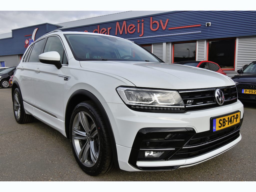Volkswagen Tiguan 1.4 TSI ACT Highline R-Line , TREKHAAK , LED KOPL , CLIMATR , CR ONTR , PDC V+A , LMV19 ,