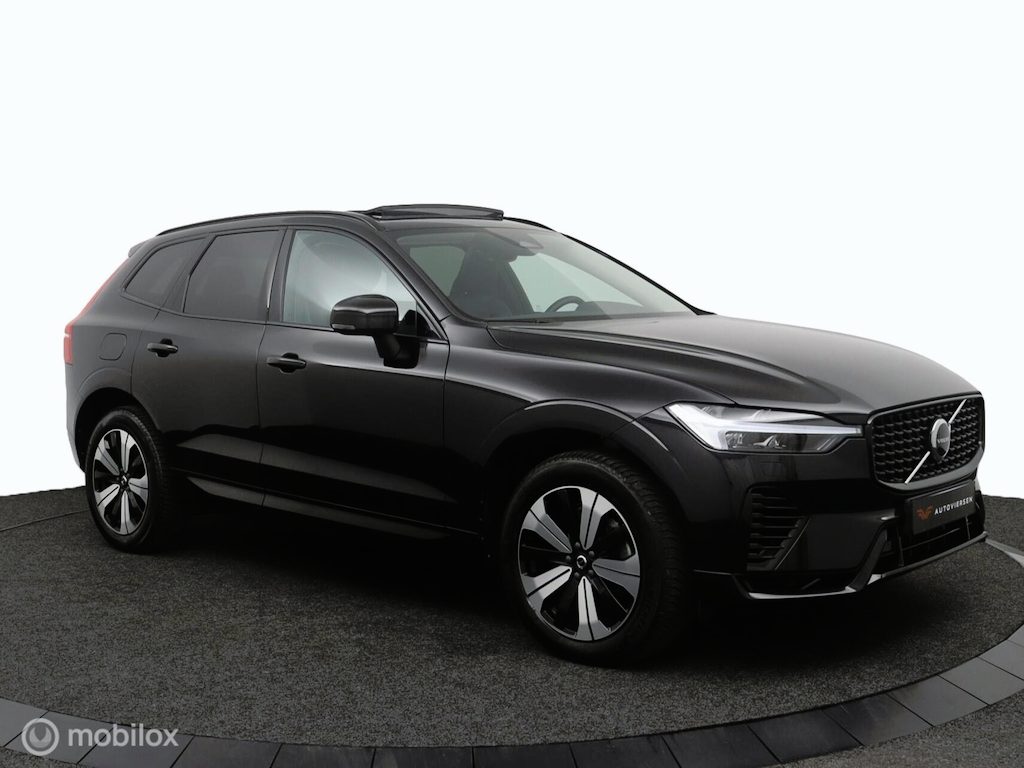 Volvo XC60 2.0 T8 Plug-in hybrid AWD Plus Dark |Pilot Assist | Harman Kardon | Pano | Leder | Stoel - Stuurverwarming