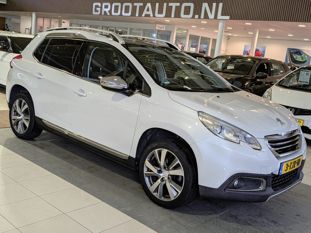 Peugeot 2008 1.6 VTi Féline Trekhaak, Panoramadak, Cruise Control