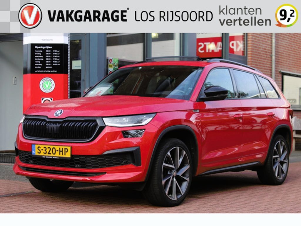 Skoda Kodiaq 1.5 TSI Aut. *Sportline* | Carplay | Schuifdak | Adaptive Cruise & Climate | Camera | Stoelverwarming | PDC | Navigatie | Privacy |