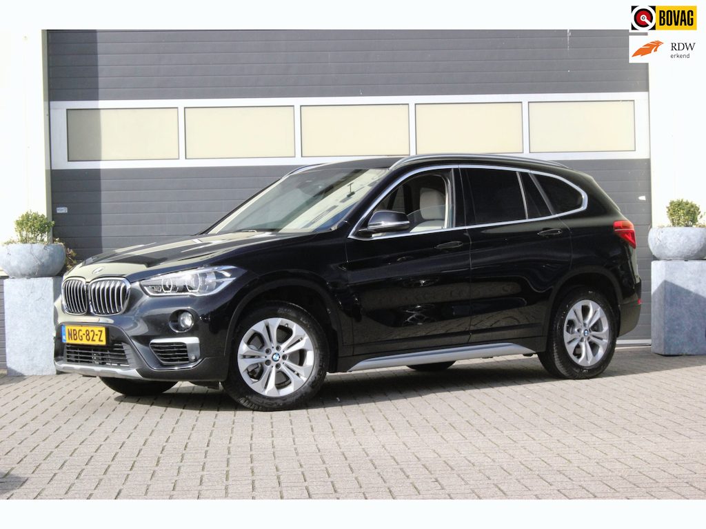 BMW X1 SDrive20i High Executive | 8187 KM | Dealer Onderhouden |
