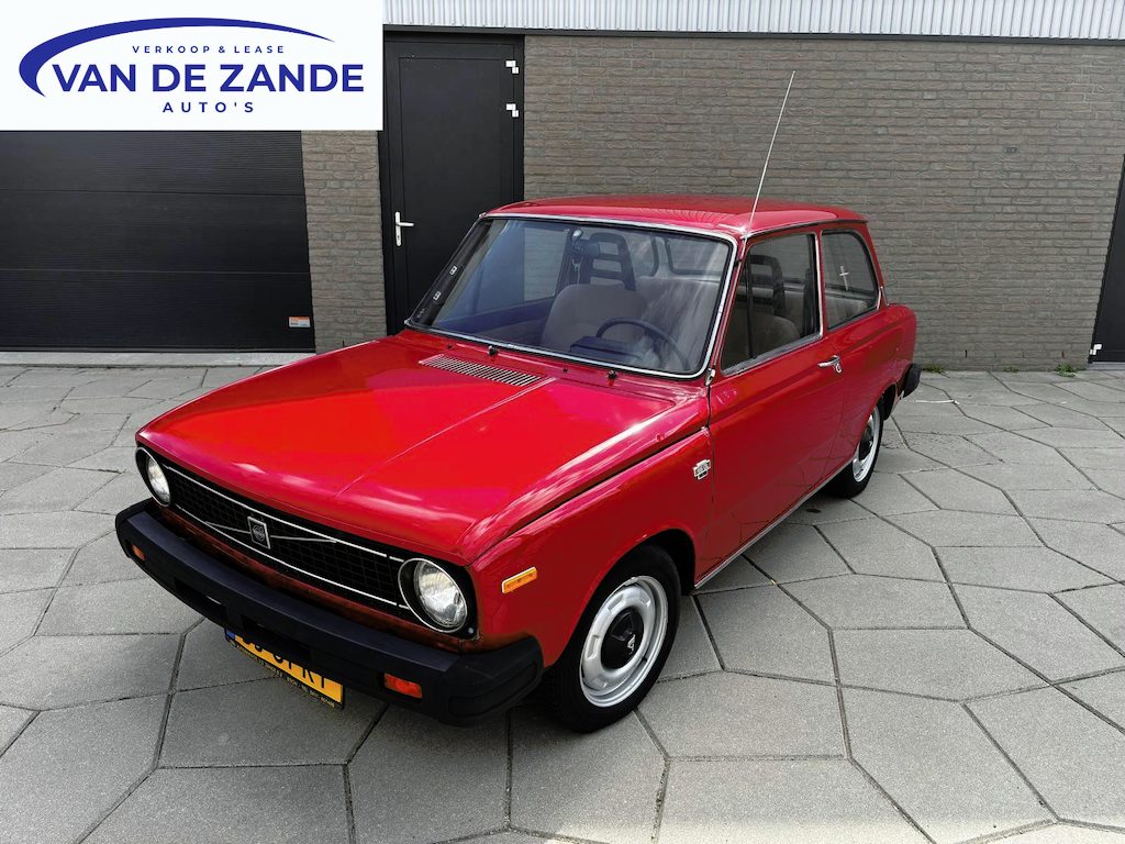Volvo 66 DL juweeltje originele uitvoering en bekleding| technisch helemaal klaargemaakt.