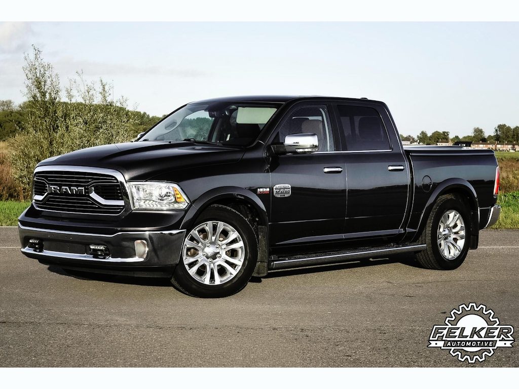 Dodge Ram 1500 4X4 5.7 V8 4x4 Crew Cab Laramie