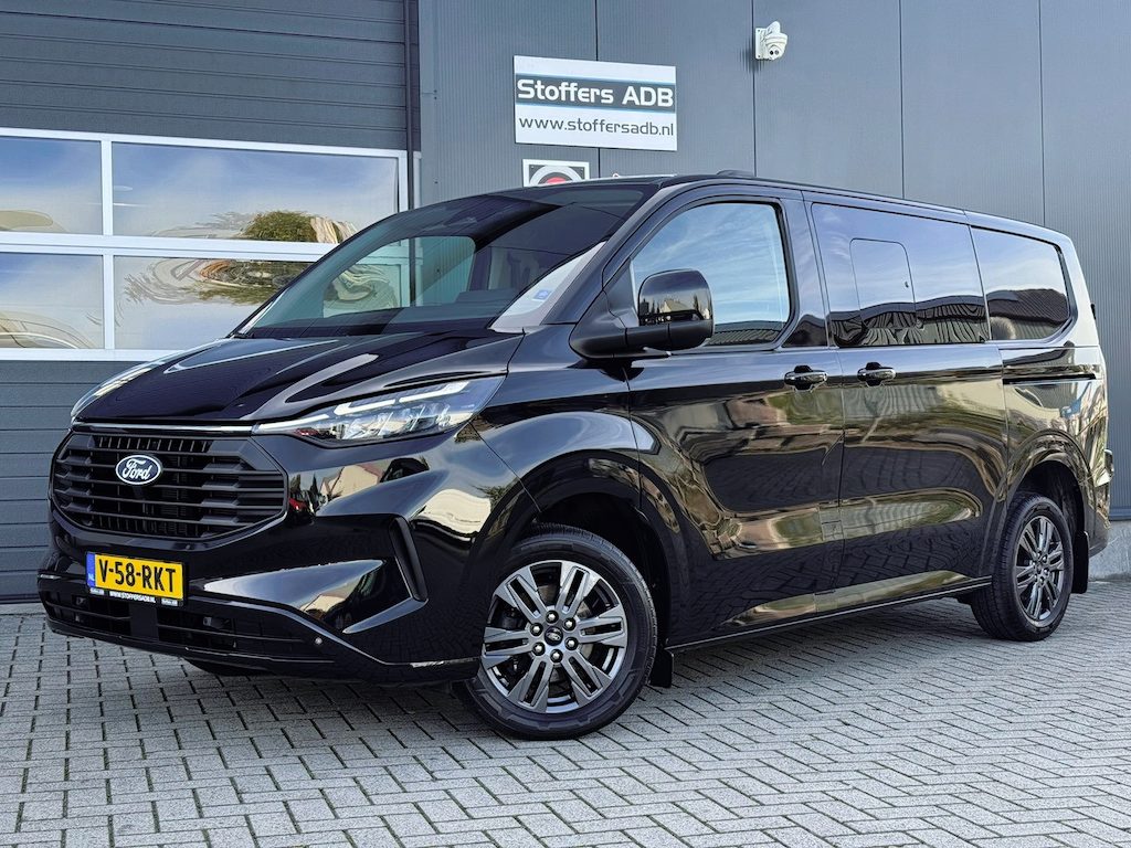 Ford Transit Custom 320 2.0 TDCI 136pk L1H1 Limited DC 5P | L+R SCHUIF | Trekhaak Elekt. | Navi | ACC | BLIS | Carplay | 17 inch