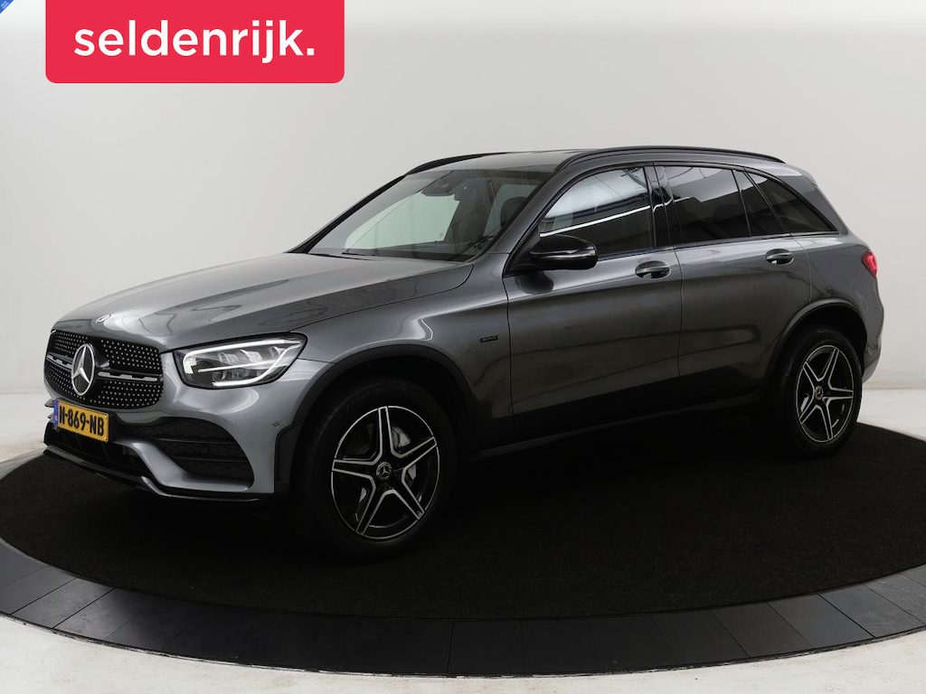 Mercedes-Benz GLC 300e 4MATIC Premium Plus | SOH 94,4% | Half leder | Cruise control | Stoelverwarming | Trekhaak | Camera | Park assist | Carplay | Sfeerverlichting | Climate control