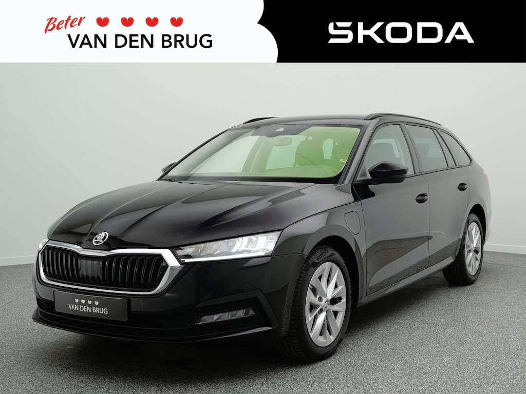 Skoda Octavia Combi 1.4 TSI iV PHEV Business Edition | Trekhaak | Adapt Cruise | Navigatie | Smartlink | Led koplampen