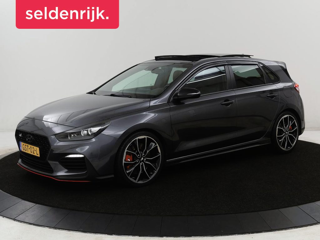 Hyundai i30 2.0 T-GDI N2 Performance | Panoramadak | Memory | Cruise control | Stuur/stoel verwarming | Camera | Park assist | Carplay | Climate control | 19" velgen
