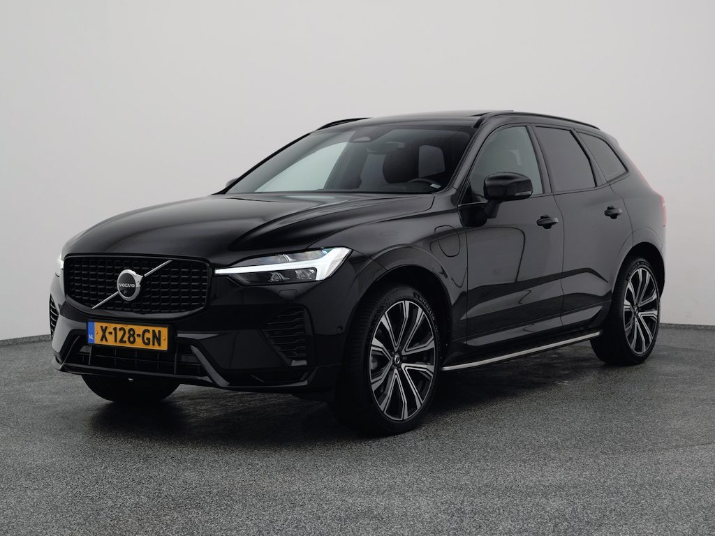 Volvo XC60 2.0 T6 Plug-in hybrid AWD Plus Dark Long Range | PANO | 360° | ADAPTIVE | H&K | STOELVENT. | STOEL- EN STUURVERW. | TREKHAAK