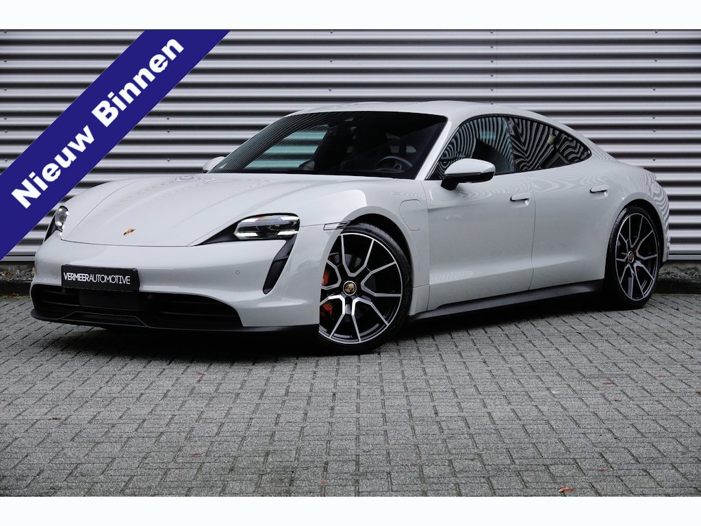Porsche Taycan 4S Performance 84 kWh | Sport Chrono | Performance Accu | Luchtvering | PDLS Plus | Bose | 21 Inch RS | Porsche Approved