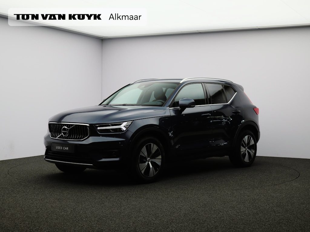 Volvo XC40 1.5 T4 Recharge Inscription / Harman Kardon / Stoel+Stuurverwarming / Leder / Carplay / Getint Glas / Parkeercamera / Bochtverlichting /