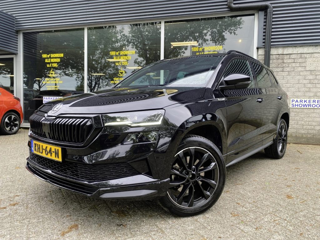 Skoda Karoq 1.5 TSI Sportline Business LEDER/ACC/STOELVERWARMING/LED