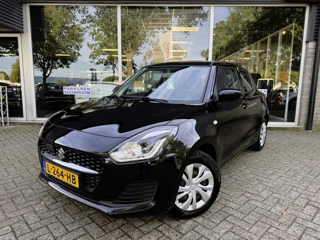 Suzuki Swift 1.2 Comfort Smart Hybrid ADAPTIVE CRUISE/LED
