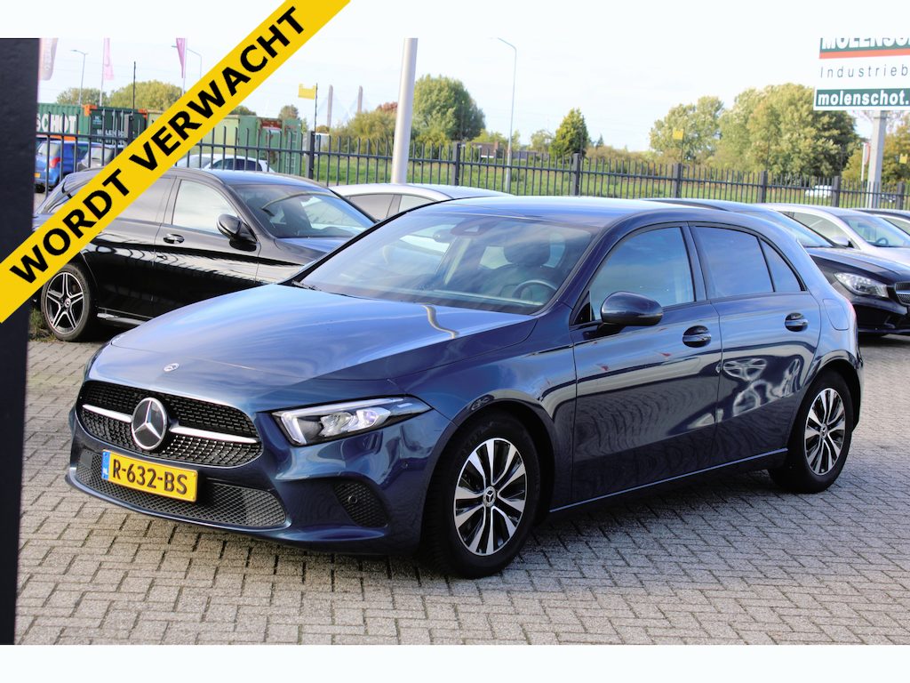 Mercedes-Benz A-klasse 180 AUT7 Business Solution NIGHT PAKKET WIDESCREEN CAMERA