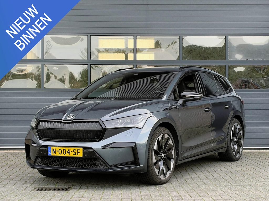 Skoda Enyaq IV 80 SPORTLINE (90% SOH) I PANAROMADAK I 360° CAMERA I ADAPTIVE CRUISE CONTROL I STOELVERWARMING