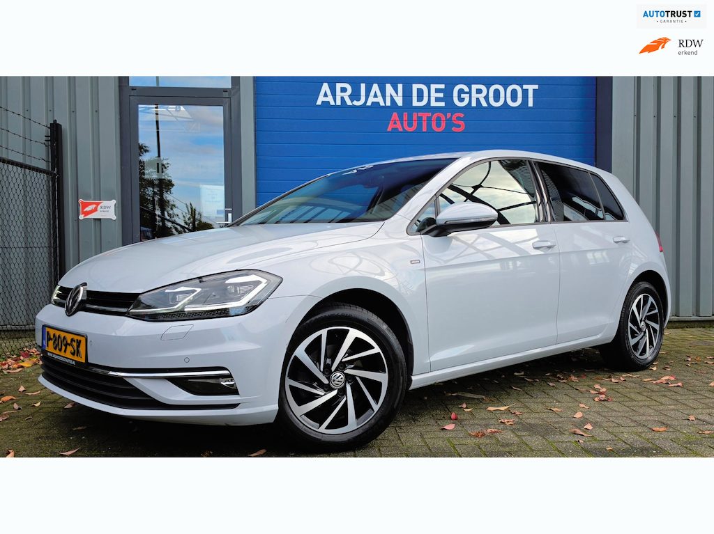 Volkswagen Golf 1.0 TSI 110PK Navi Acc LED Clima Stoel + Stuur verwarming