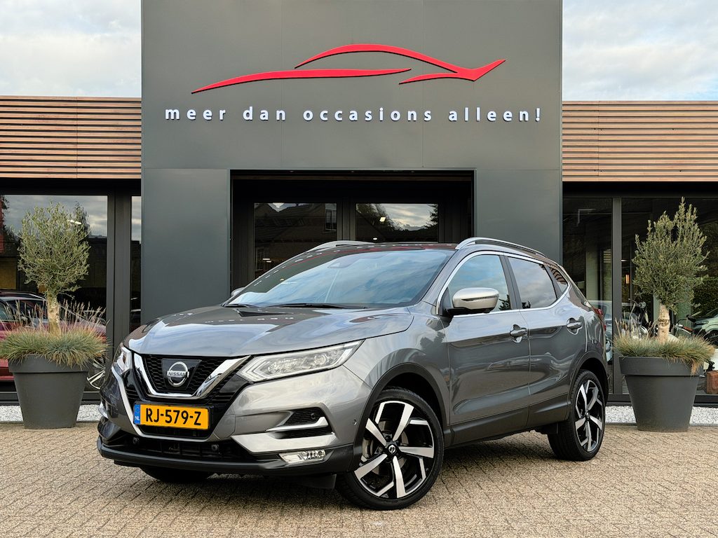 Nissan Qashqai DIG-T 115 Tekna+ | Panoramadak | Trekhaak | Lederen Bekleding
