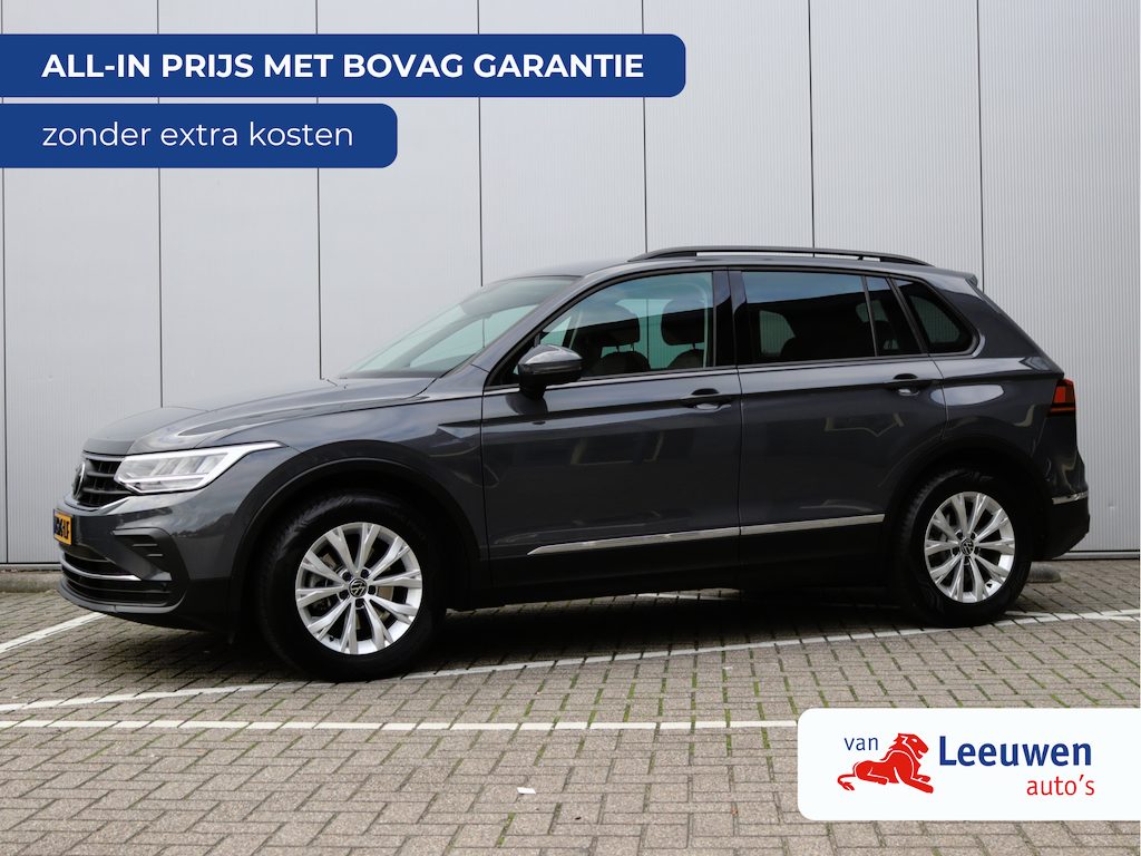 Volkswagen Tiguan 1.5 TSI Life Business | Trekhaak | Winter pakket | Navigatie |