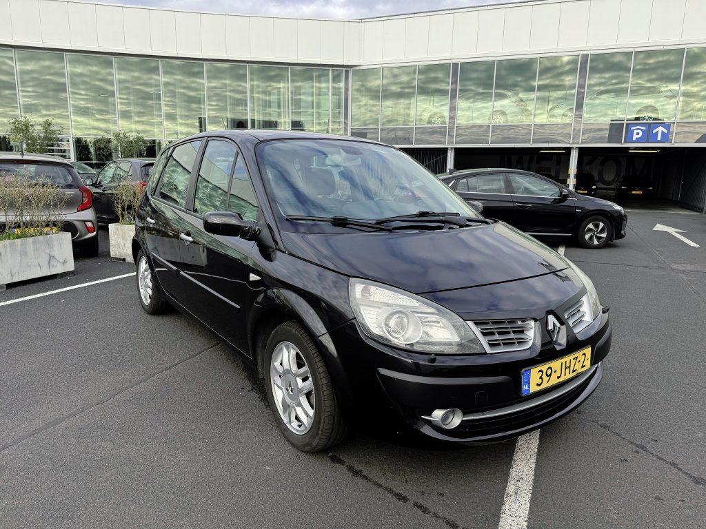 Renault Scenic 1.6-16V Tech Line