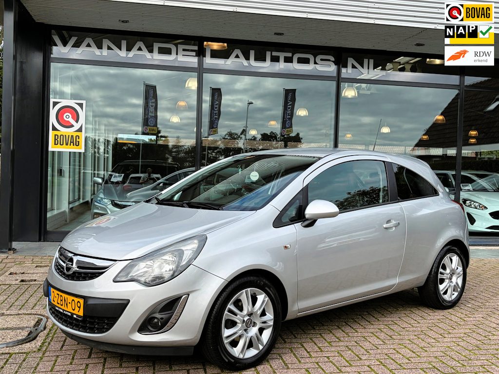 Opel Corsa 1.4-16V BlitZ Navi Clima Cruise NL-Auto NAP Dealeronderhouden!